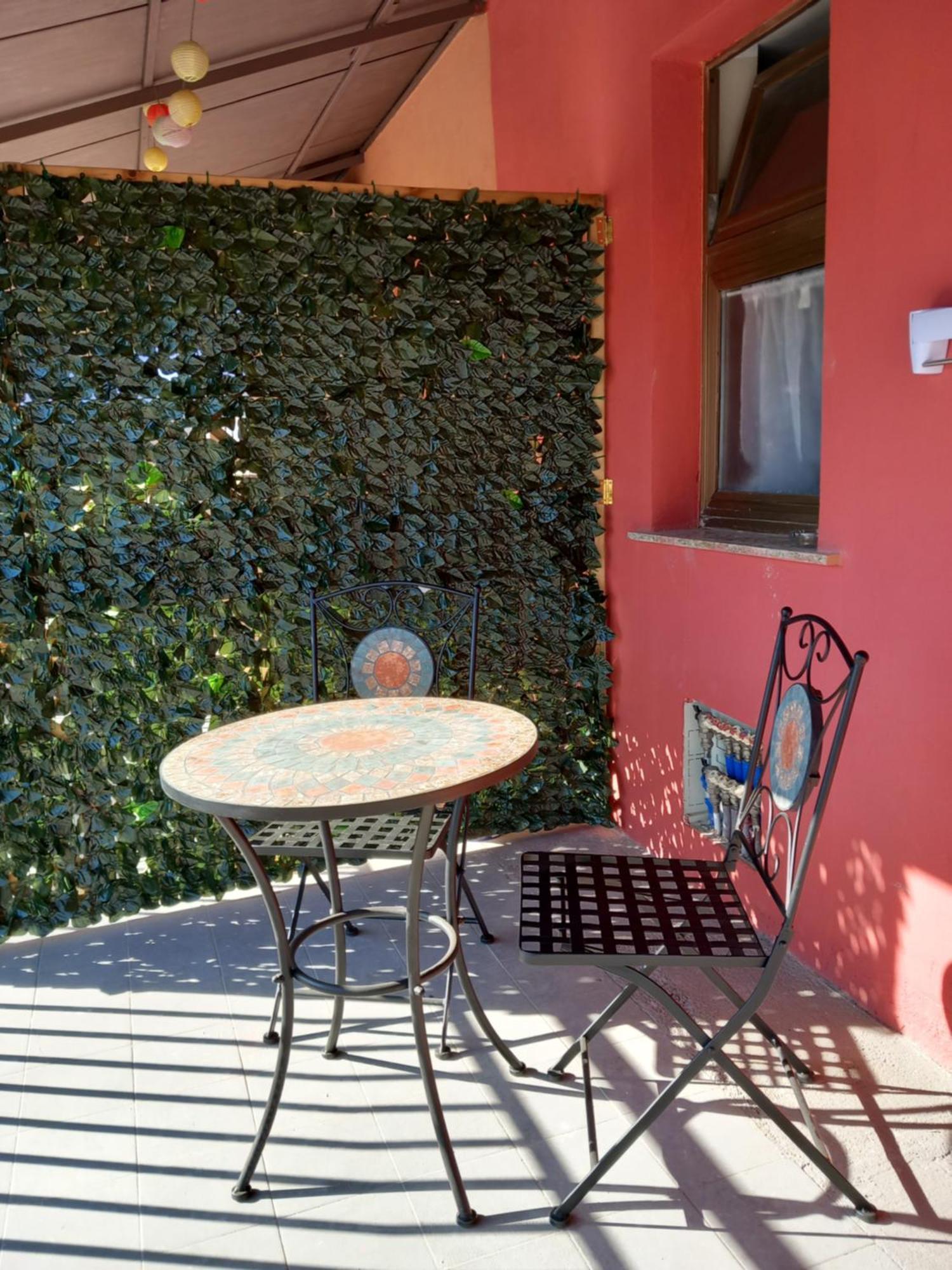 Bluesky Apartment - Third Floor Giardini Naxos Eksteriør billede